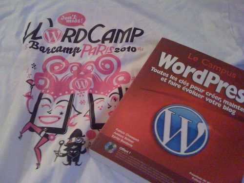 Tee-Shirt Wordcamp et livre WordPress